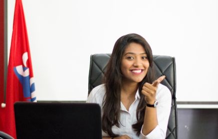 Working at your desk is a very good feeling, isn’t it_